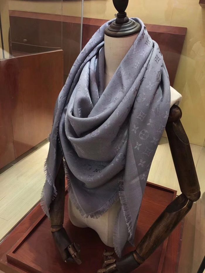 Louis Vuitton Scarf LVS00182